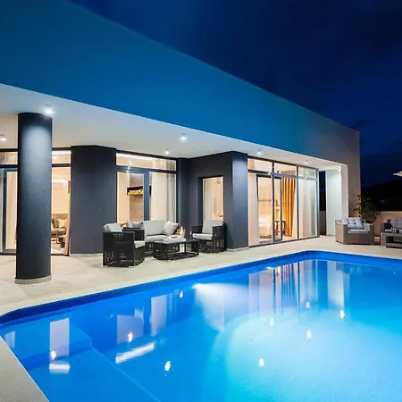Jasmina Holiday home *
