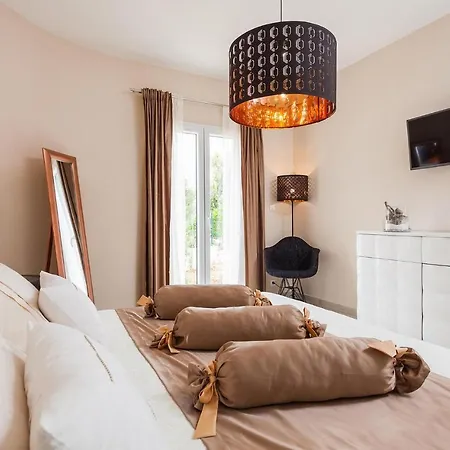 Jasmina * Ostrvo Šijak