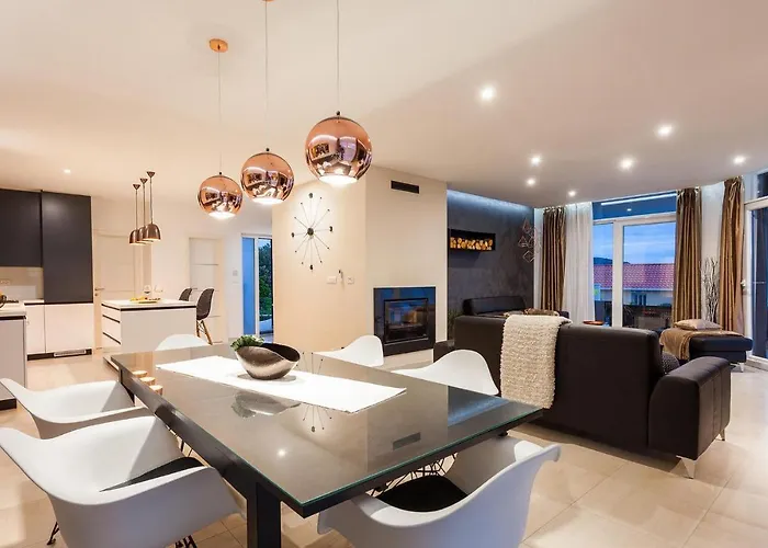 Jasmina بيت للعطل *