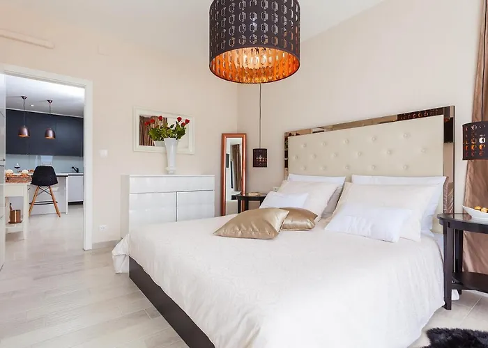 Jasmina * Ostrvo Šijak