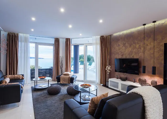 Jasmina * Ostrvo Šijak